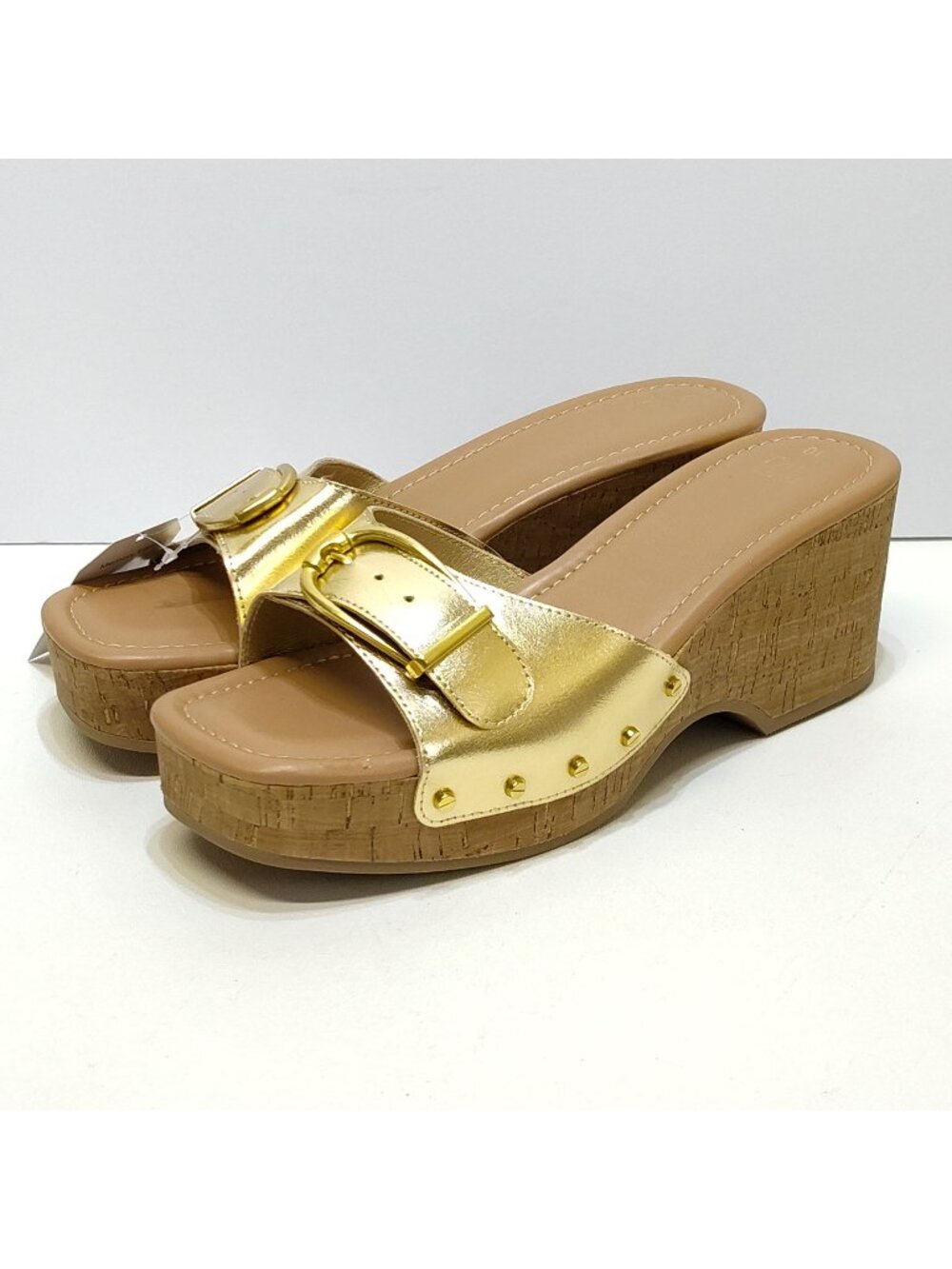 Time and Tru Gold Buckle Cork Wedge Platform Memory Foam Sandals Size 10 NWT